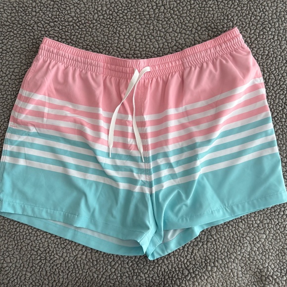 Never Worn - Chubbies The On The Horizons 4" (Classic Swim Trunk) XXL - Picture 1 of 1